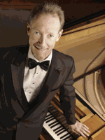 Andrew Willis to perform Bach Partitas at the Medallion Opera House