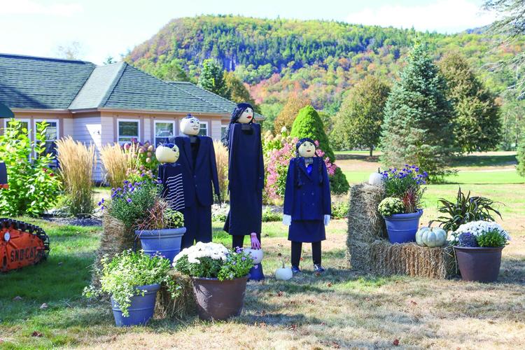 10-01-25 Pumpkin People wentworth wide