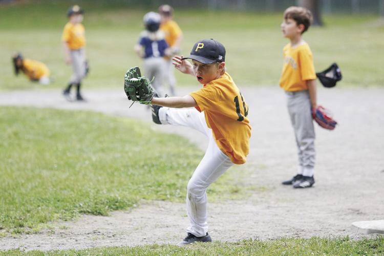 06-25-22 Conway Pirates BB catch tipping