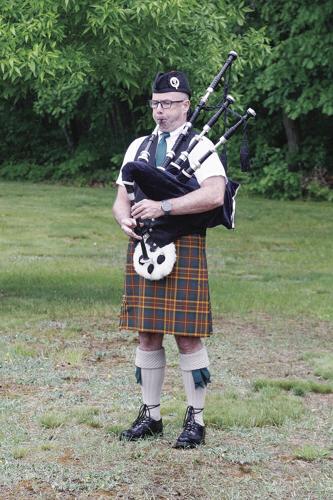 05-27-24 Mem Day Conway bagpipes vertical