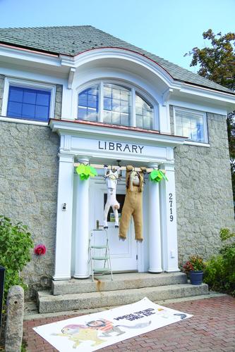 09-30-25 Pumpkin People pope vertical wide