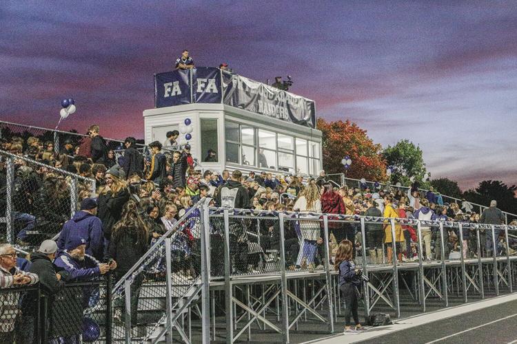 09-30-22 FA FB crowd semi-wide