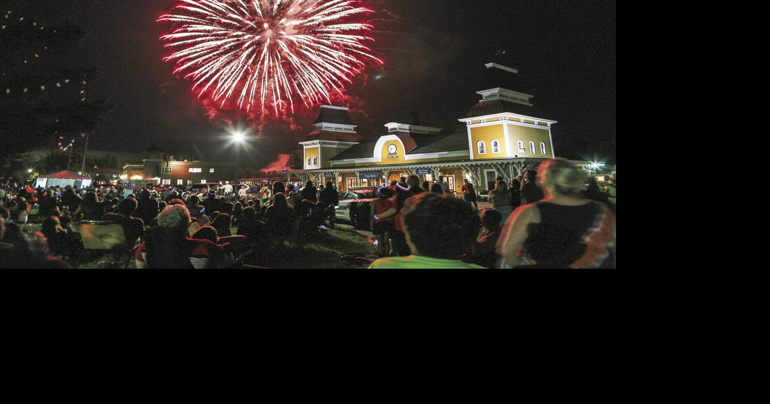 Big crowd enjoys N. Conway fireworks Local News