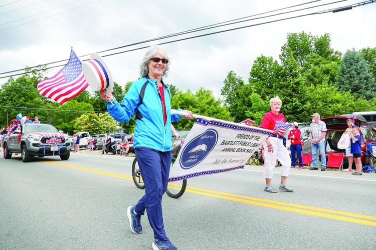 07-04-25 Fourth Parade bartlett library friends