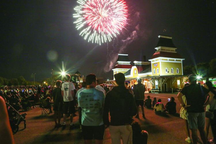 07-04-26 Fourth NoCo fireworks widest