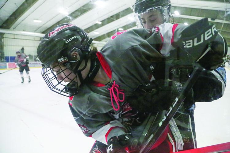 02-18-26 KHS-BG Hockey warner kennett tight