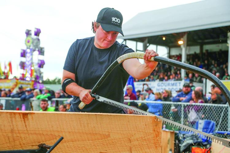 10-05-26 Fryeburg Fair woodsmens bucksaw tight