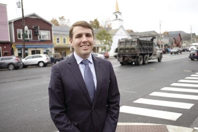 02-10-22 Pappas Gibson walking