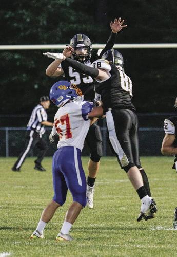 09-02-22 KHS FB jump block