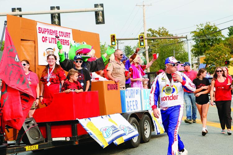 09-06-25 Mud Bowl Parade crocs wave