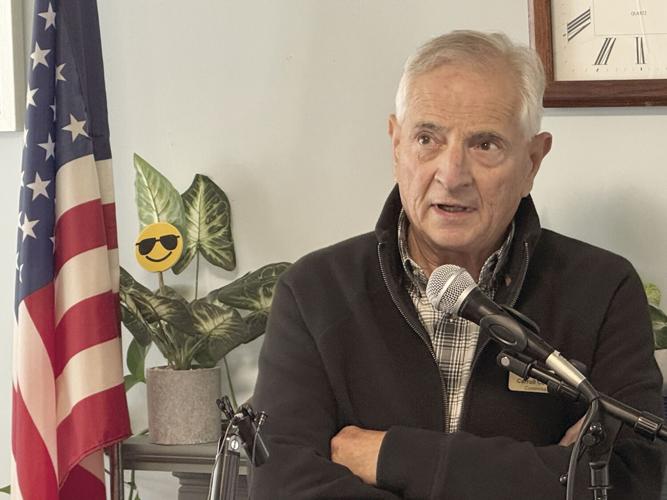 Gibson Forum - Chuck McGee