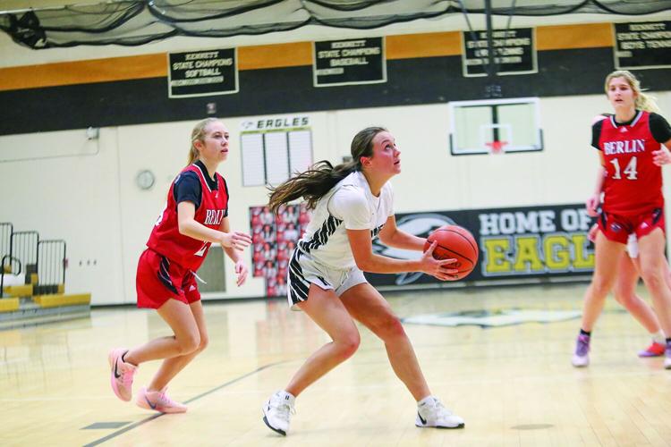 01-16-26 KHS-Berlin GBB fox under hoop