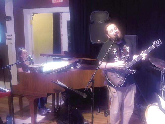 Valley Voice - Pianist Hearther Pierson