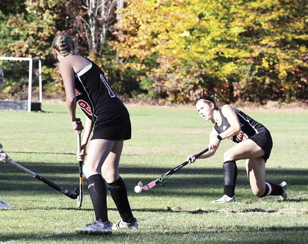 Berlin Field Hockey - Lily Kelley on defense