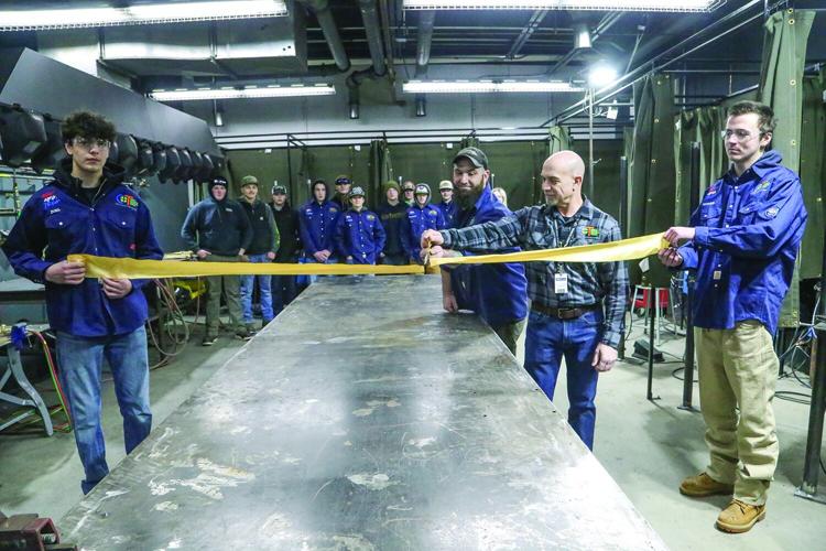 01-23-26 CareerTech Welding ribbon cutting 2