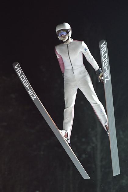 Eagles soar; sweep jumping meet at home