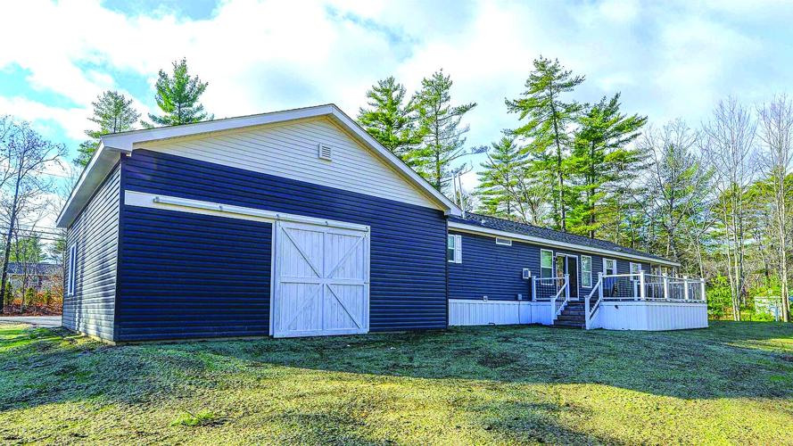 1440 East Conway Road exterior 2.jpg