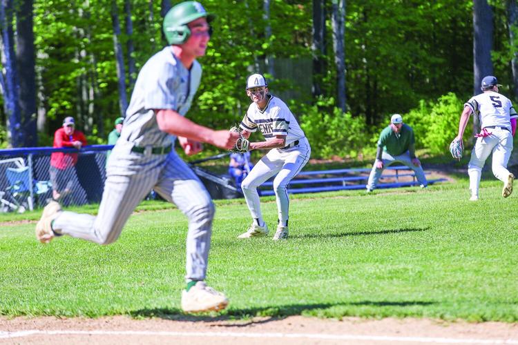 05-22-26 KHS BB espezua bunt before throw 1