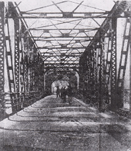 Walking Bridge 1979