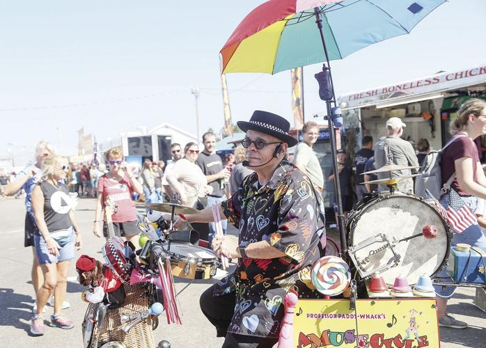 10-01-23 Fryeburg Fair one man band
