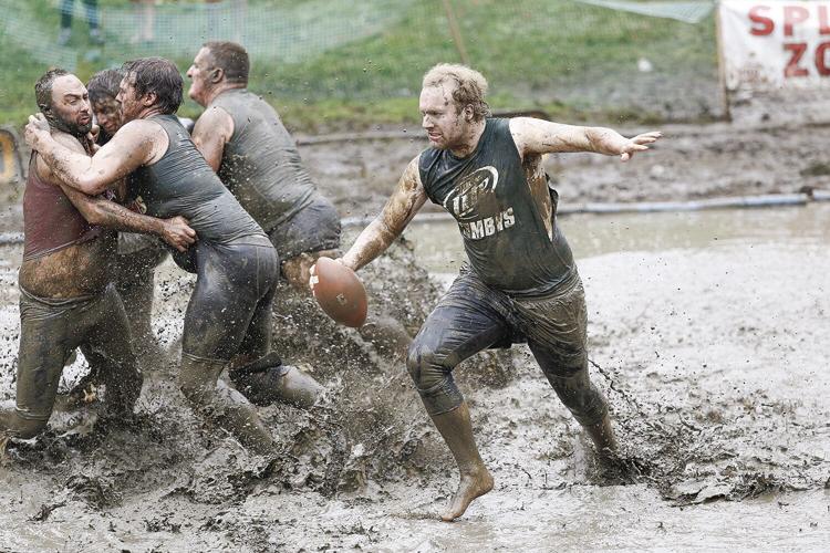09-10-23 MudBowl Championship qb run
