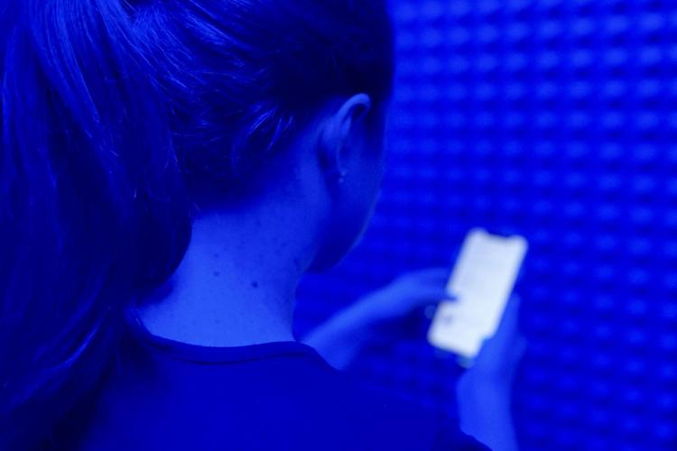 Worrying surge in “sexting” among teenagers revealed