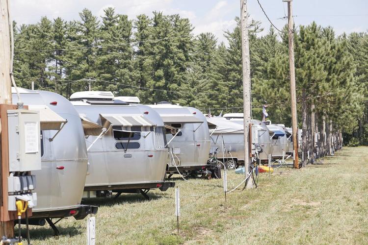 07-23-22 Airstream Rally lined up