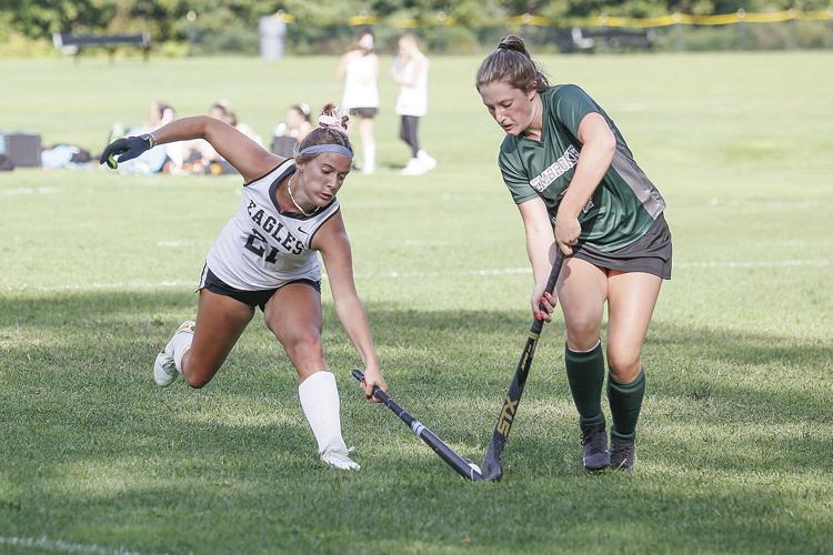 08-29-23 KHS FH Georgia Coleman reaching