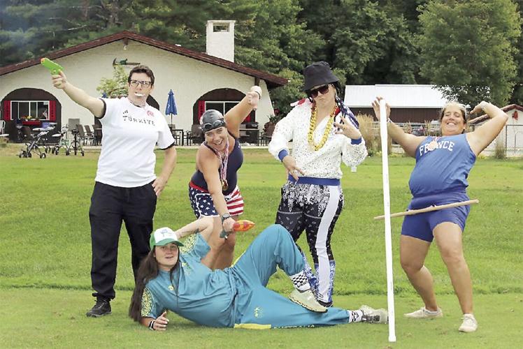 Golf Column -Linderhof - Damsel Scramble winners