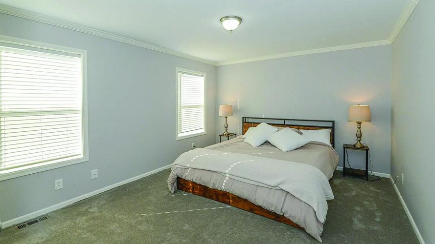 1440 East Conway Road bedroom 2.jpg
