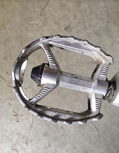 Wheel Family Fun - bear trap style pedal