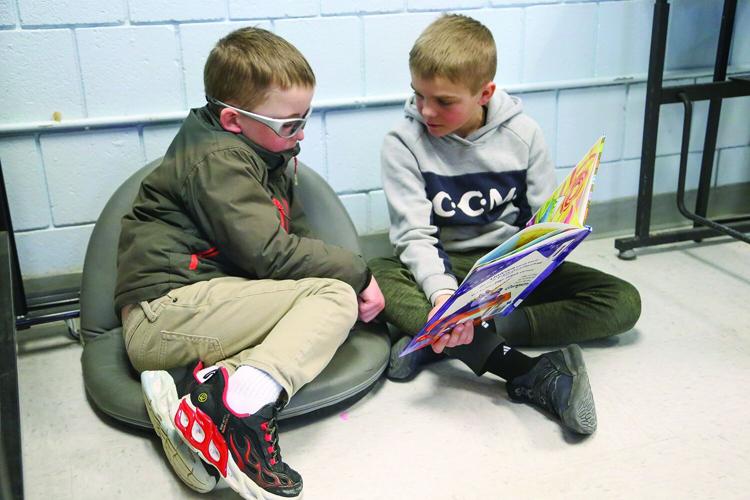 03-06-26 Buddy Reading Conway-Pine Tree medium pair
