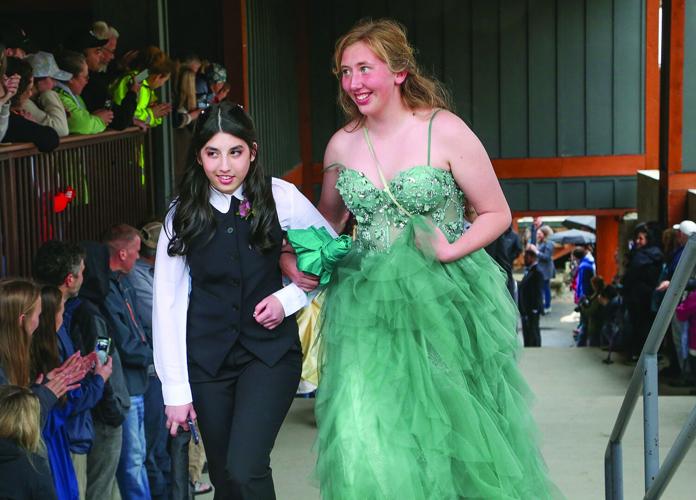 05-09-26 KHS Prom smile green