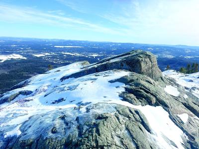 Hiking - summit of South Moat