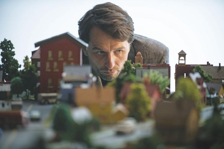 A Beautiful Day in the Neighbor-Matthew Rhys