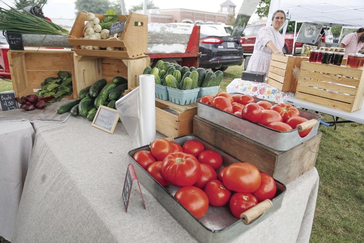 07-09-24 MWV Farmer's Market grandview veggies