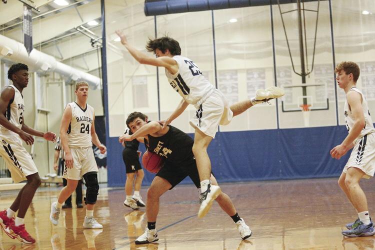 12-06-22 FA-KHS MBB davis falling