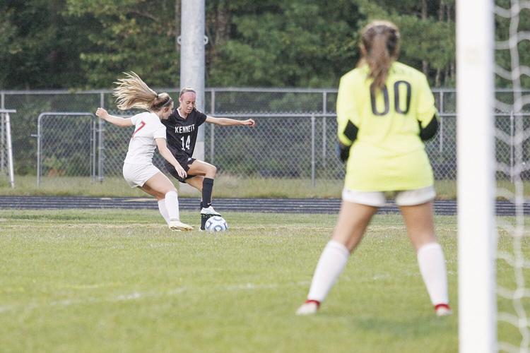 09-06-23 KHS WSOC zipf near goal