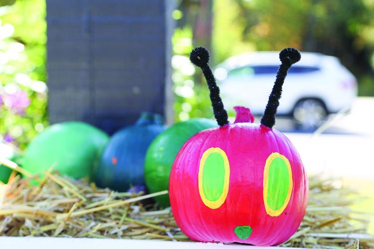 10-01-25 Pumpkin People debony caterpillar