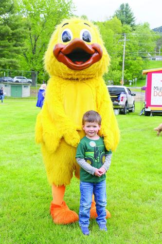 05-25-25 Wildquack pose with duck