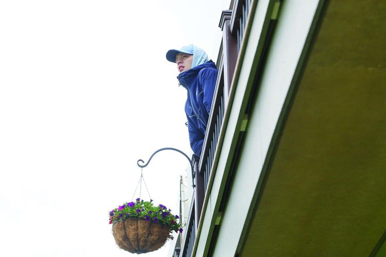 05-19-25 Bailey Golf camden watching from deck