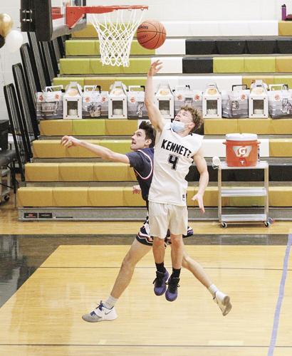 01-26-22 KHS MBB houghton-laclair jump shot