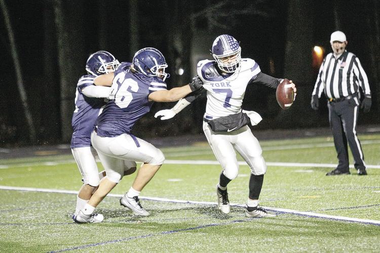 11-08-24 FA FB Playoffs labancz pulling