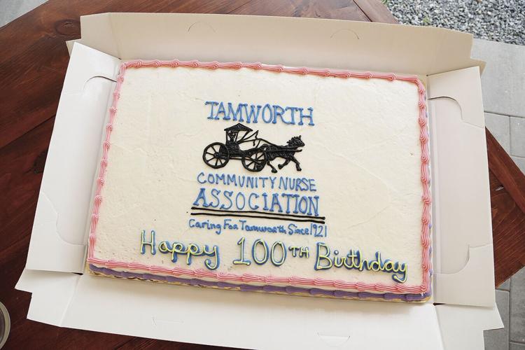 08-18-21 Tamworth Nurses cake above