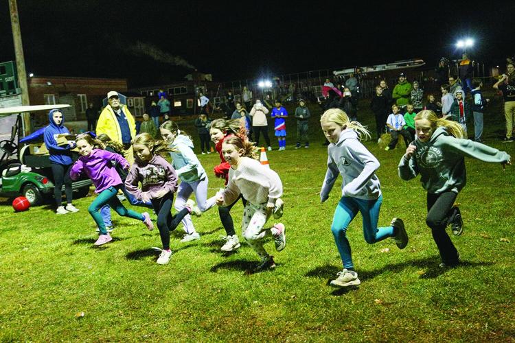 11-22-25 Preview = Conway Rec Turkey Trot start 9-10