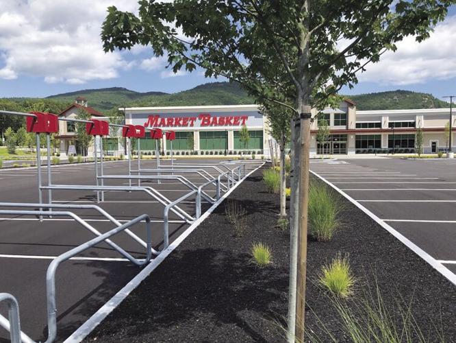 In The Midst Of A Pandemic, A New Market Basket Opens In Plymouth