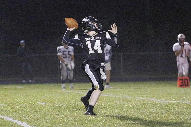 10-14-22 KHS FB nagle throw best