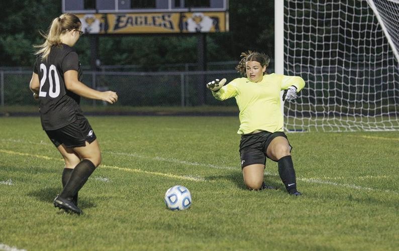 09-06-23 KHS WSOC goalie geoffrey