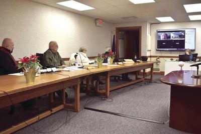 Conway selectmen 11822