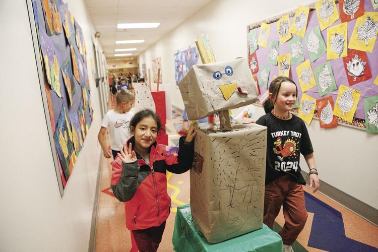 11-26-24 Lakeside Parade turkey float